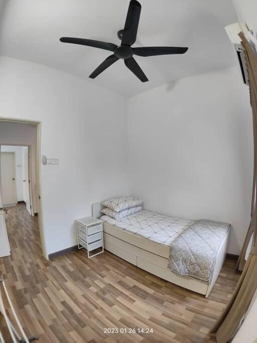 Prima Guest House - Puncak Alam Homestay Mus-Lim Friendly Bandar Puncak Alam Экстерьер фото